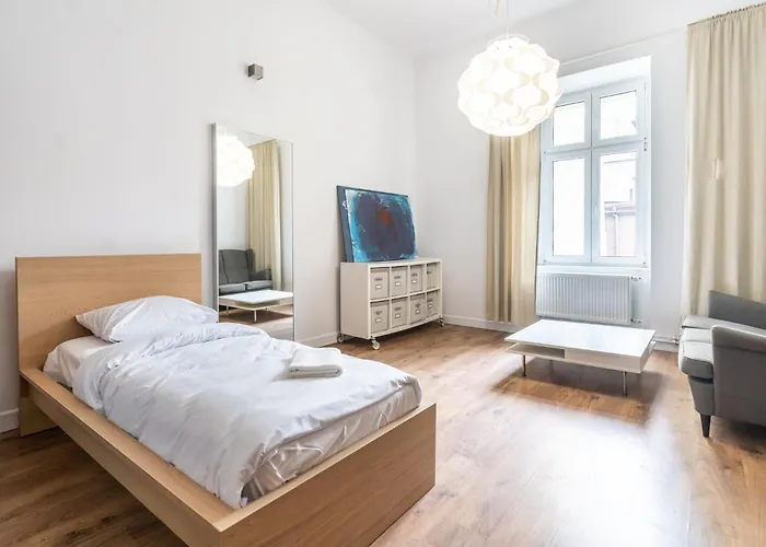 Appartement Plac Wolnosci Comfort By Bookinghost *