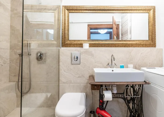 Plac Wolnosci Comfort By Bookinghost