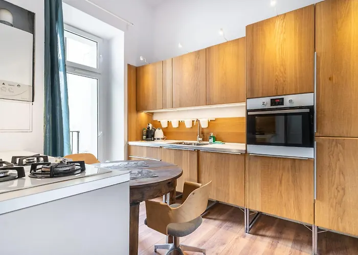 Appartement Plac Wolnosci Comfort By Bookinghost *